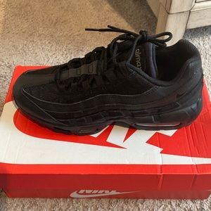 Like New Nike Air Max 95